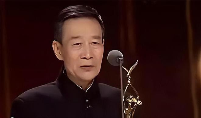 周星驰没上榜梁朝伟第六第一名无人质疑龙8手机登录入口金鸡奖影帝演技前10(图30)