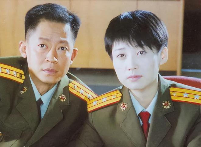 广告不与冯小刚合作绝不向资本低头龙8体育入口王志文：我一生不接(图2)